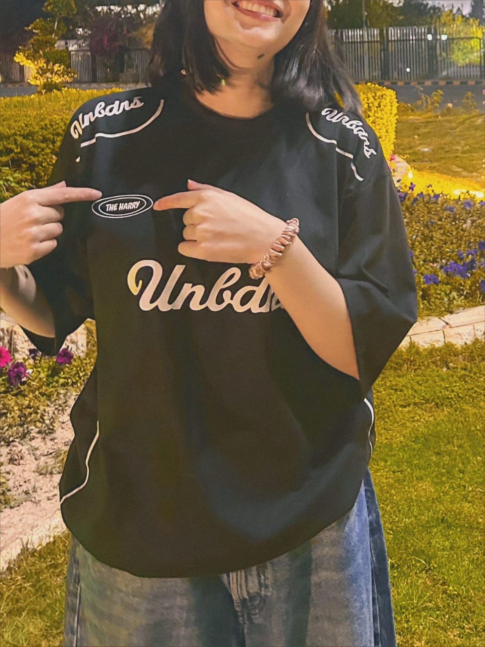 The Harry Overzied Tee Black